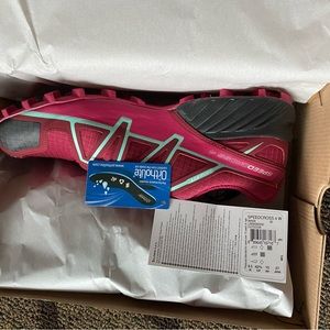 Women’s Salomon Speedcross 4 size 10, brand new
